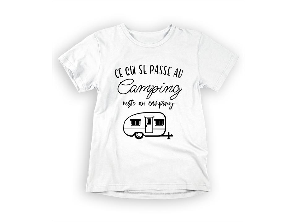 T-Shirt Ce qui se passe au camping, reste au camping-Simplement Vrai Boutique Made In Québec
